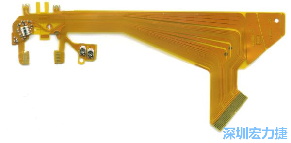 針對消費性電子產(chǎn)品的外型設(shè)計，F(xiàn)PC可以做任意形狀的適應(yīng)性線路設(shè)計。